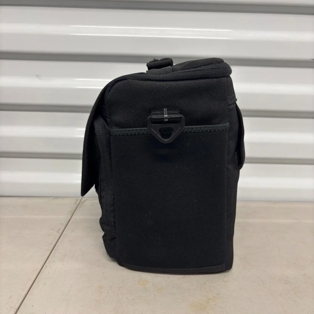 Lowepro Rezo 170 AW Camera Shoulder Bag Black DSLR Case with Rain Cover